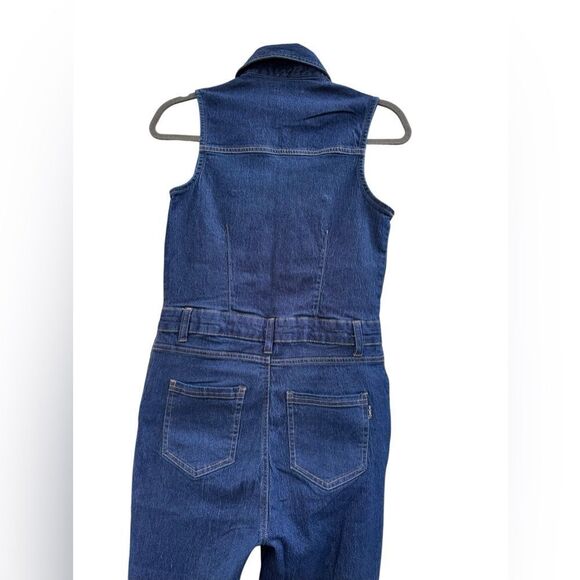 NWT Bebe Women's The Feminine Utility Jumpsuit in Denim Indigo Blue Size Medium - Picture 8 of 10